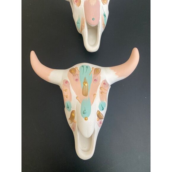 Set of 2 Vintage Ceramic Bull Skull Wall Decor Pair Southwestern Boho Pastel - Picture 3 of 10